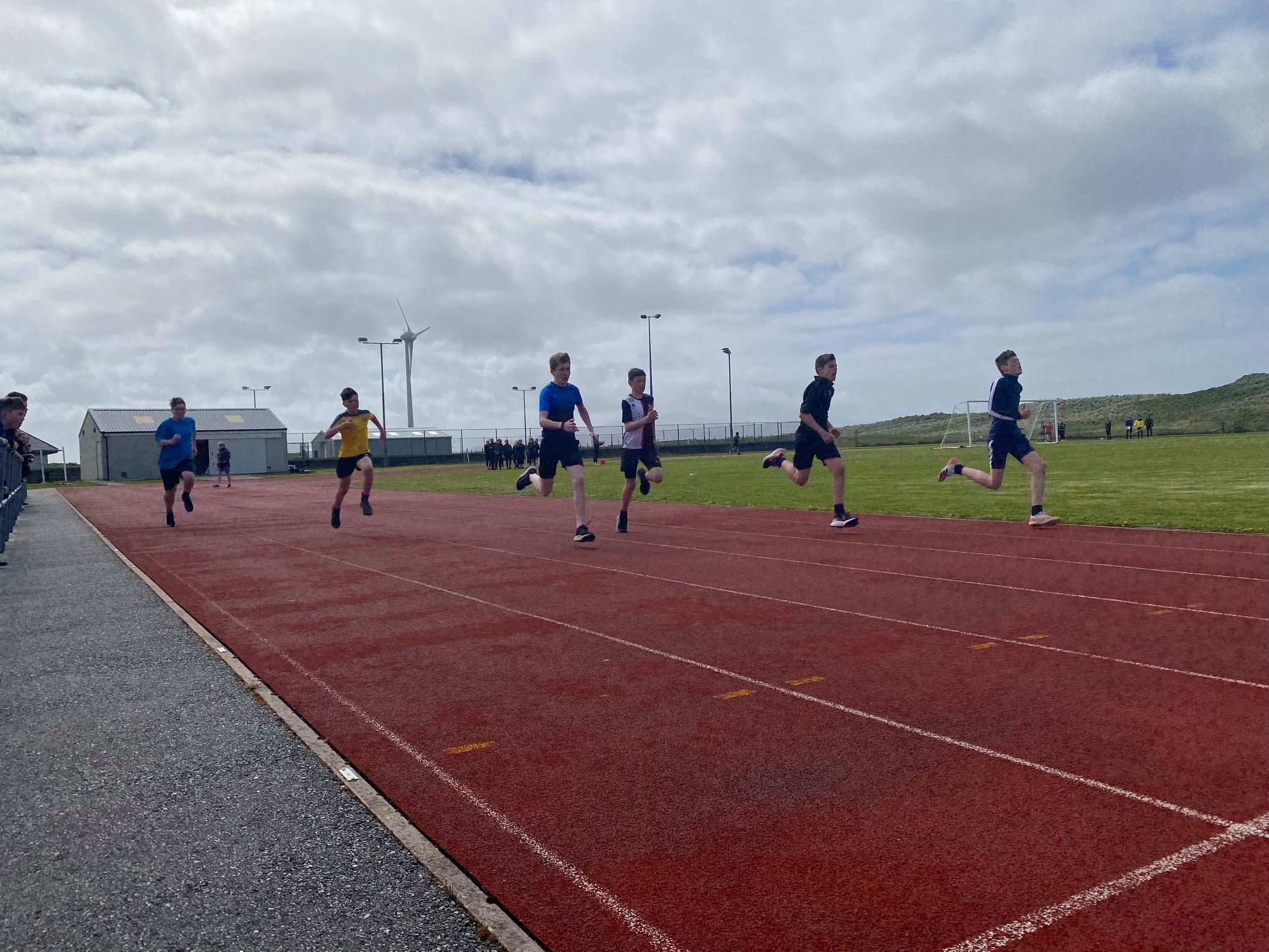 Young peope on the running track